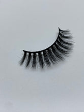 Load image into Gallery viewer, Pretty Klassy